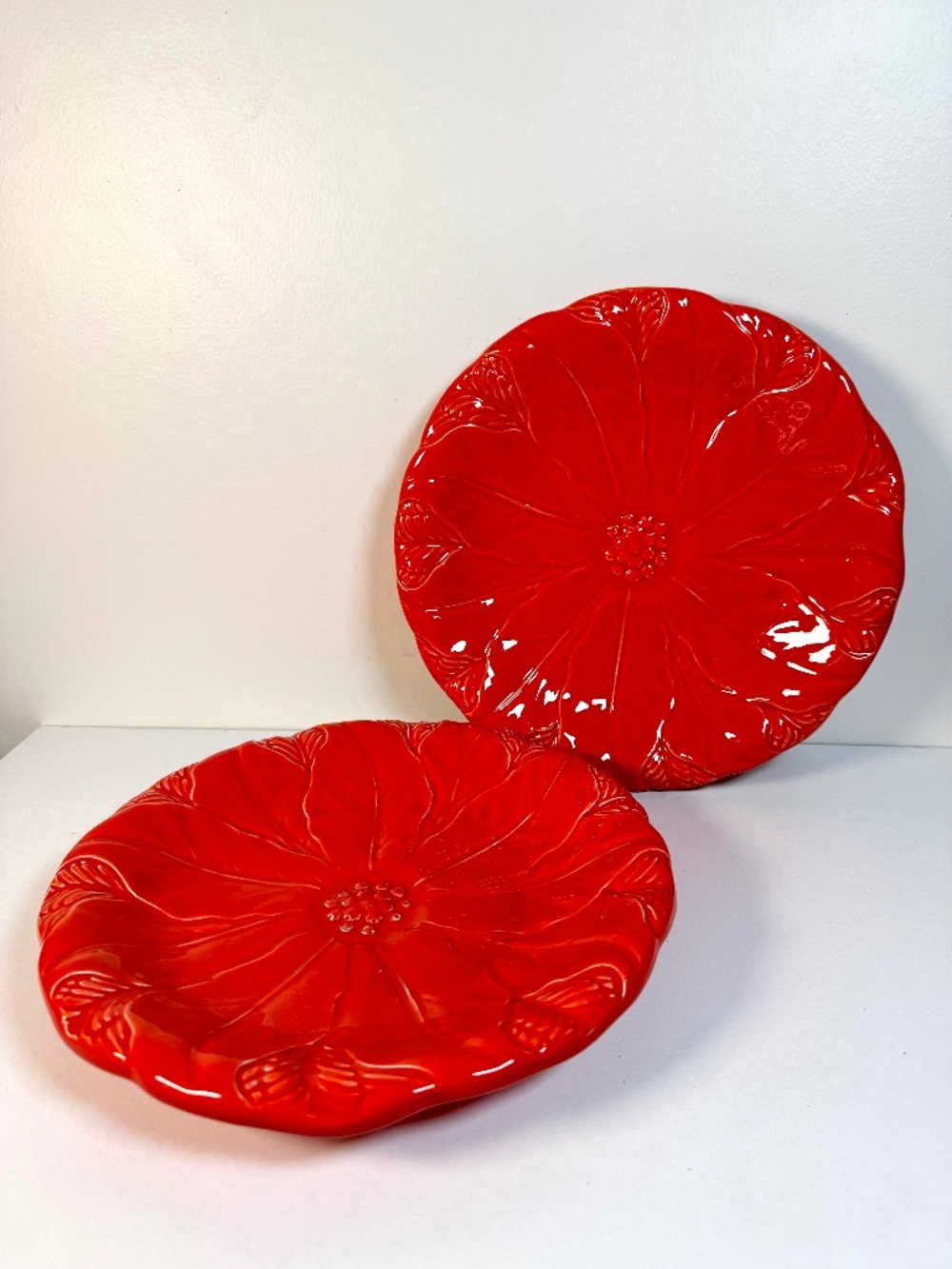 NEW! Set of 2 - Vintage Pier 1 Imports 10" Poinsettia Red Ceramic Holiday Plate